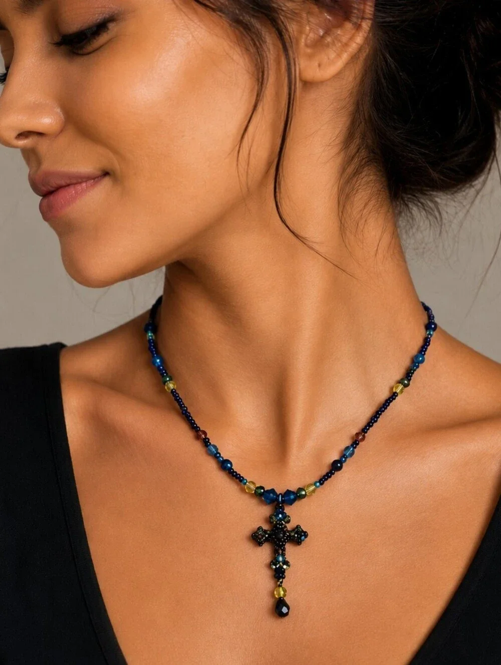 PREMIER DESIGNS Glass Beaded Rhinestone Cross Pendant Princess Necklace